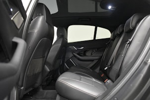 Vehicle image JAGUAR I-Pace EV400 SE AWD