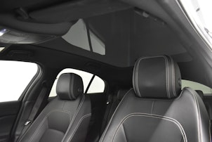 Vehicle image JAGUAR I-Pace EV400 SE AWD