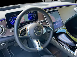 Mercedes-Benz EQE 350+
