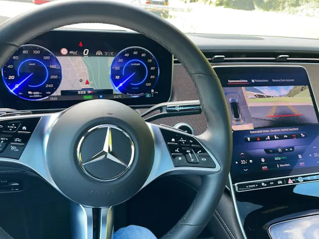 Mercedes-Benz EQE 350+