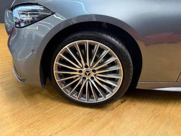 Mercedes-Benz C 220 d 4M - SwissStar - AMG / DISTRONIC / 360 Grad Kamera / Leder Nappa / Hinterachslenkung
