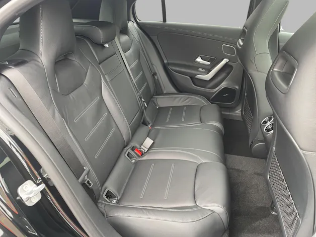 Mercedes-Benz A 220 4Matic 8G-DCT