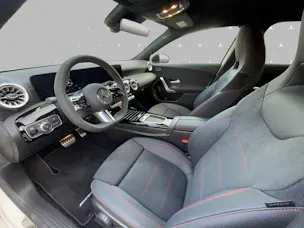 Mercedes-Benz A 180 7G-DCT