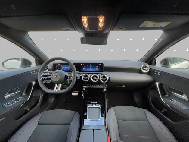 Mercedes-Benz A 180 7G-DCT