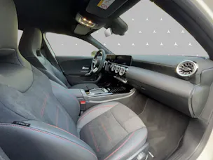 Mercedes-Benz A 180 7G-DCT