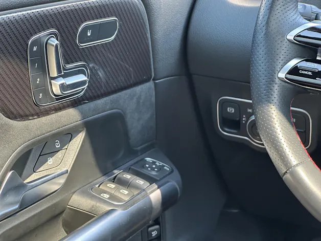 Mercedes-Benz GLA 220d 4Matic 8G-DCT