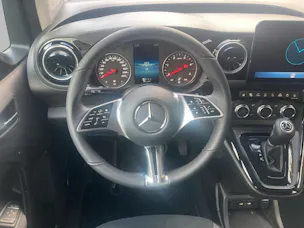 Mercedes-Benz T-Klasse 180D Style Automat