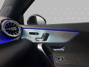 Mercedes-Benz A 250 e EQ Star 8G-DCT