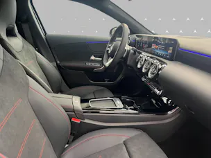 Mercedes-Benz A 220 4Matic 8G-DCT
