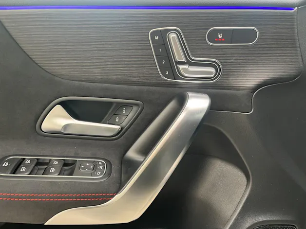 Mercedes-Benz A 220 4Matic 8G-DCT