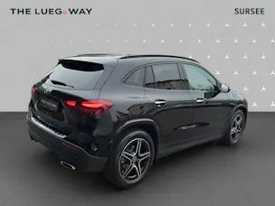 Mercedes-Benz GLA 180 7G-DCT