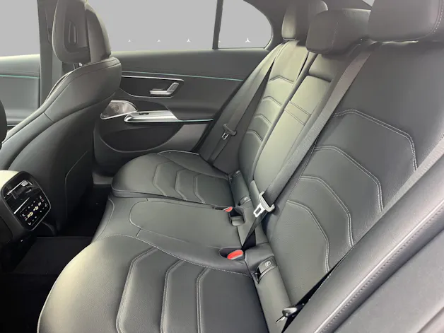Mercedes-Benz E 220 d 4Matic 9G-Tronic
