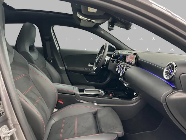 Mercedes-Benz A 220 4Matic 8G-DCT