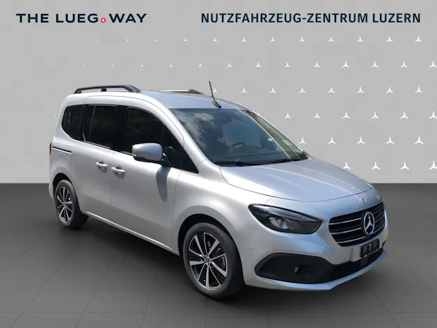 Mercedes-Benz T-Klasse 180D Style Automat