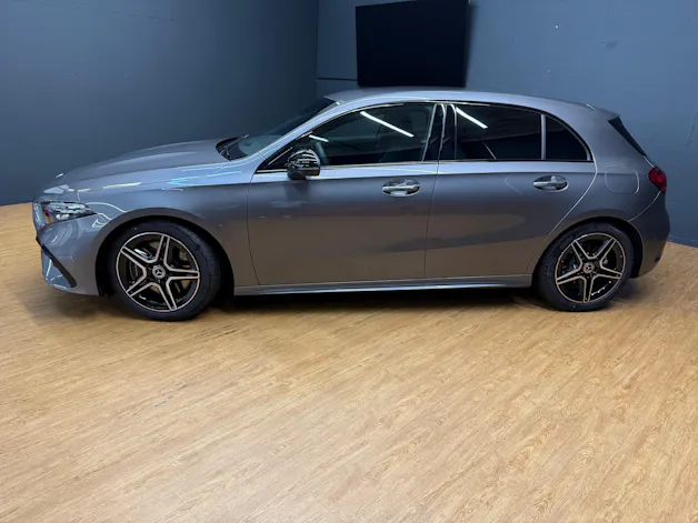 Mercedes-Benz A 250 4M - AMG / DISTRONIC / 360 Grad Kamera / Memory / MSI+