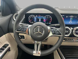 Mercedes-Benz GLA 220d 4Matic 8G-DCTSwiss Star