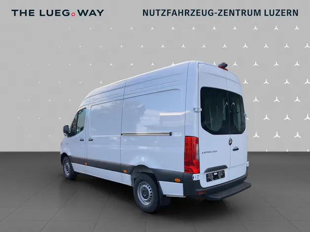 Mercedes-Benz eSprinter 320 KA S Pro
