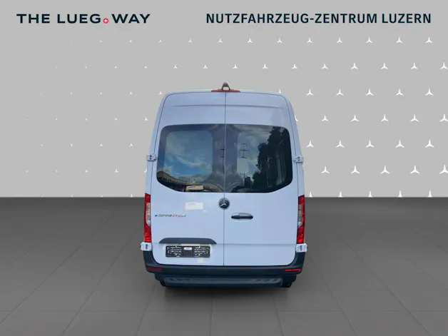 Mercedes-Benz eSprinter 320 KA S Pro