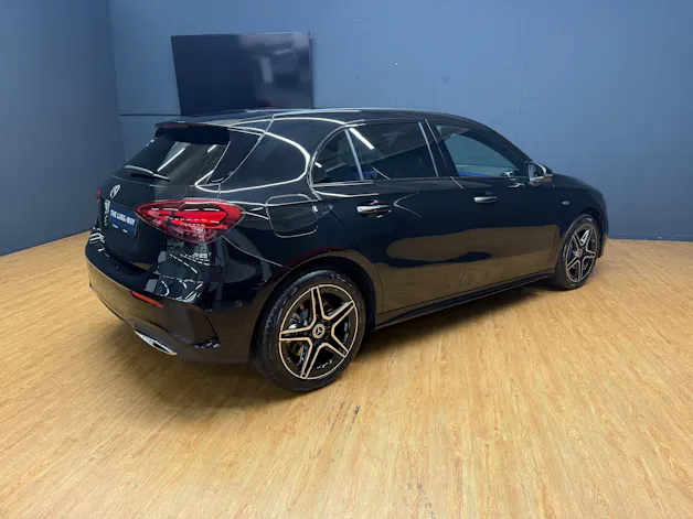 Mercedes-Benz A 250 e EQ Star / DISTRONIC / 360 Grad Kamera / Multibeam LED / Spiegel-Paket