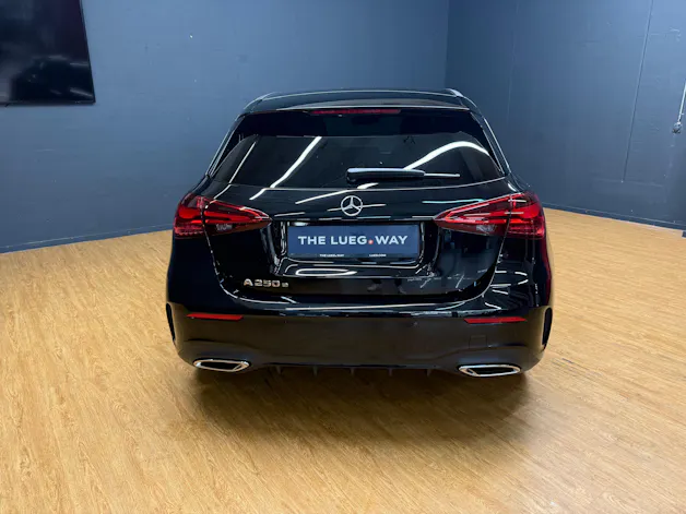 Mercedes-Benz A 250 e EQ Star / DISTRONIC / 360 Grad Kamera / Multibeam LED / Spiegel-Paket