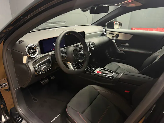 Mercedes-Benz A 250 e EQ Star / DISTRONIC / 360 Grad Kamera / Multibeam LED / Spiegel-Paket