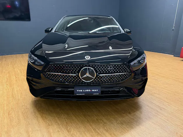 Mercedes-Benz A 250 e EQ Star / DISTRONIC / 360 Grad Kamera / Multibeam LED / Spiegel-Paket
