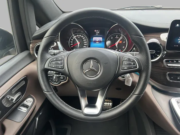 Mercedes-Benz V 300 d lang Swiss Edition 4Matic 9G-Tronic