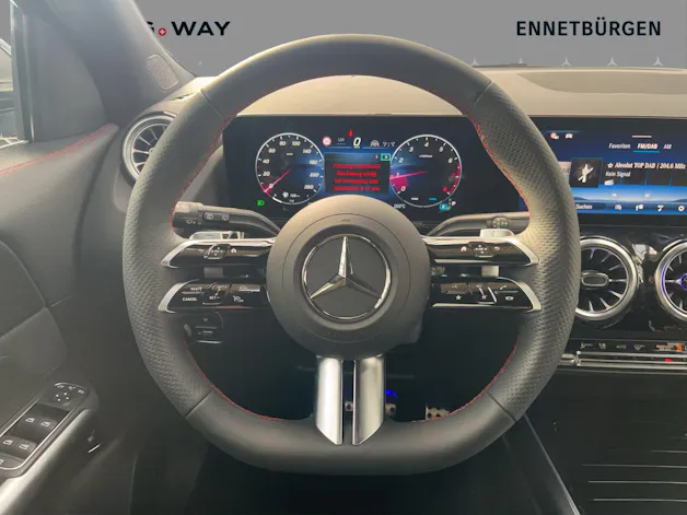 Mercedes-Benz GLA 200 7G-DCT