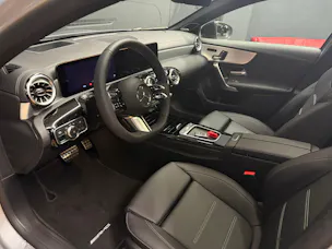 Mercedes-Benz A 220 4M - AMG / DISTRONIC / 360 Grad Kamera / Leder-Paket / Winter-Paket / Night-Paket