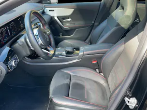 Mercedes-Benz CLA Shooting Brake 250 4Matic 7G-DCT AMG Line