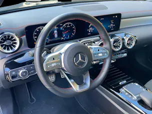 Mercedes-Benz CLA Shooting Brake 250 4Matic 7G-DCT AMG Line