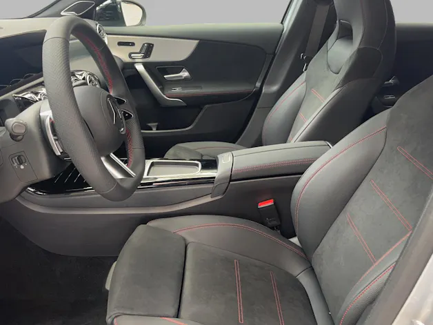 Mercedes-Benz A 200 7G-DCT