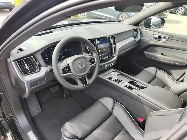 Volvo XC60 2.0 T6 TE Ultimate Dark eAWD