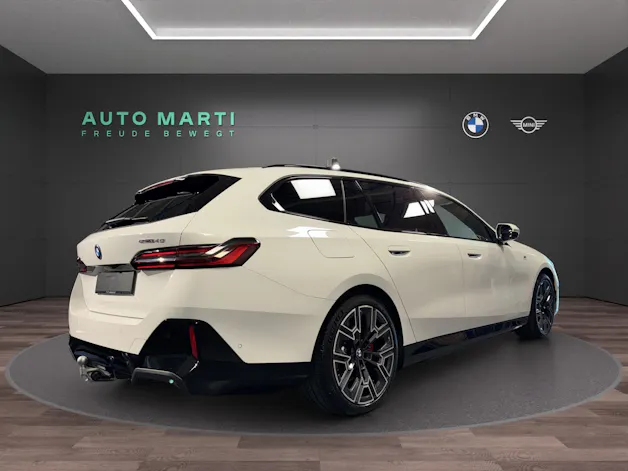BMW i5 eDrive40 Touring