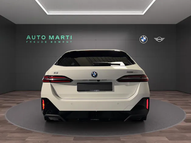 BMW i5 eDrive40 Touring