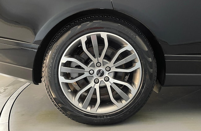 Vehicle image 13 Vehicle image 13