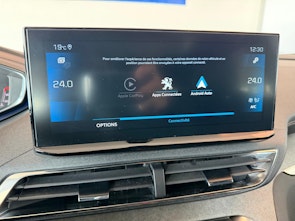 Vehicle image PEUGEOT 3008 1.2 PureTech GT Pack