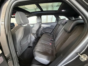 Vehicle image PEUGEOT 3008 1.2 PureTech GT Pack