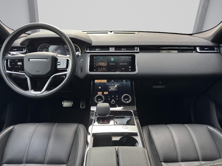 Vehicle image LAND ROVER RANGE ROVER VELAR