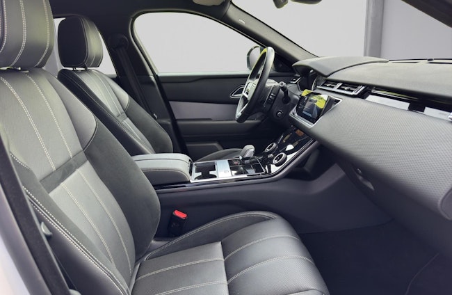 Vehicle image 18 Vehicle image 18