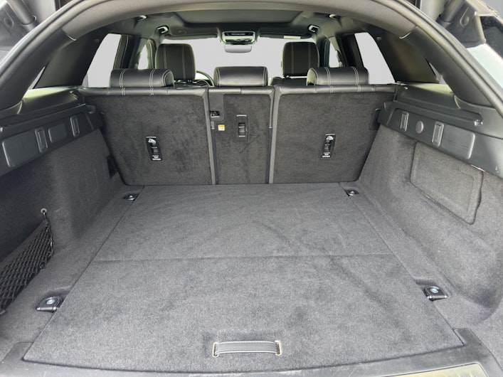 Vehicle image LAND ROVER RANGE ROVER VELAR