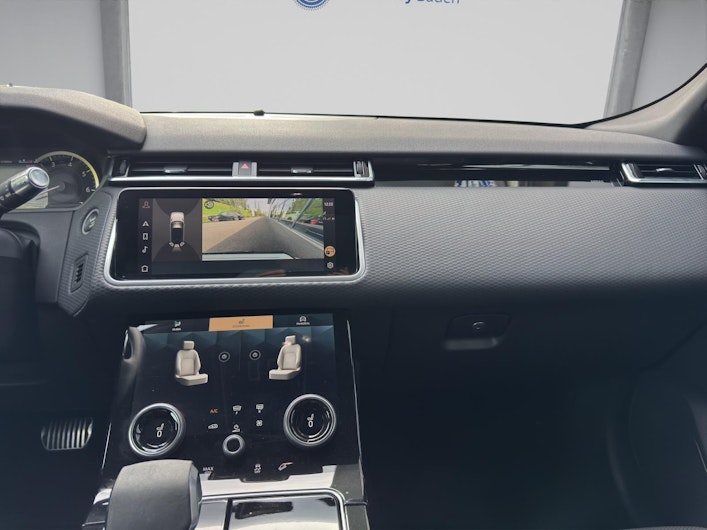 Vehicle image LAND ROVER RANGE ROVER VELAR