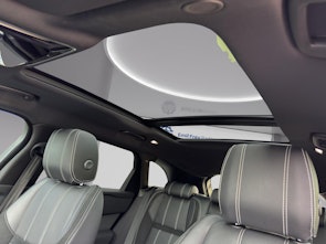 Vehicle image LAND ROVER Range Rover Velar 3.0 I6 R-Dynamic SE