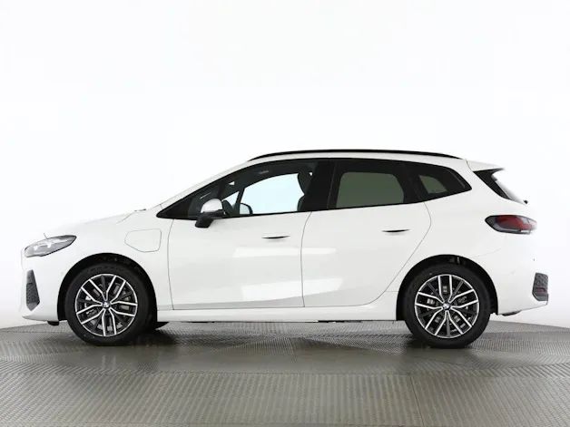 BMW 230e xDrive Active Tourer