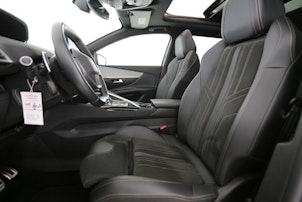 Vehicle image PEUGEOT 5008 1.2 PureTech GT Pack