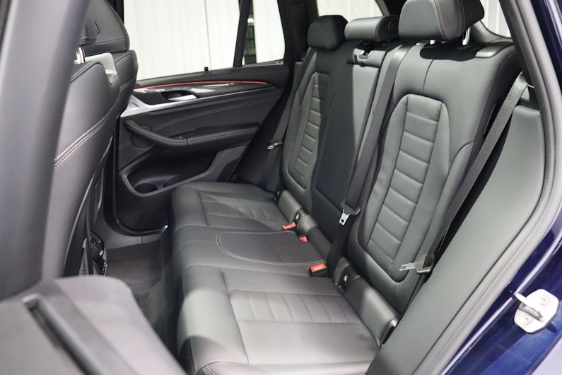 Vehicle image BMW X3