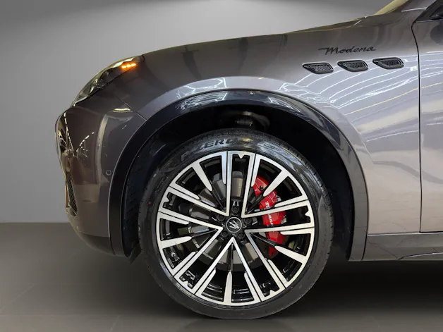 Maserati Grecale 2.0 Hybrid Modena