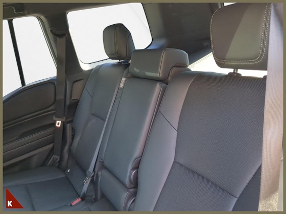 Vehicle image 12 Vehicle image 12