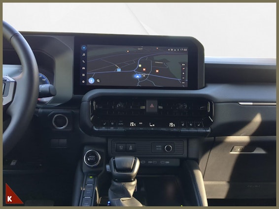 Vehicle image 14 Vehicle image 14