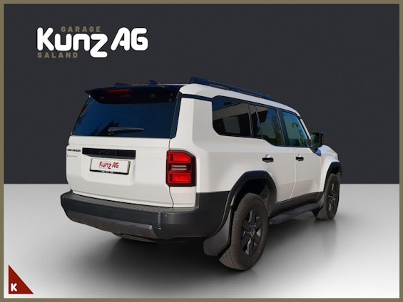 Vehicle image 5 Vehicle image 5